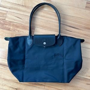 Longchamp Le Pliage Medium Tote